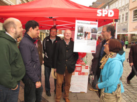 Unser Bild zeigt von links Thomas Götz (SPD-Arbeitskreis Umwelt und Energie), den Stadtverbandsvorsitzenden Stefan Sauerteig, Edmund Ott und Stefan Bayreuther, Johannes Thaben (Behindertenbeauftragter Stadt Coburg), Bürgermeister Thomas Nowak